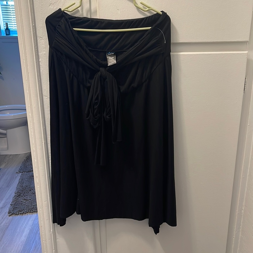 Black Skirt midi